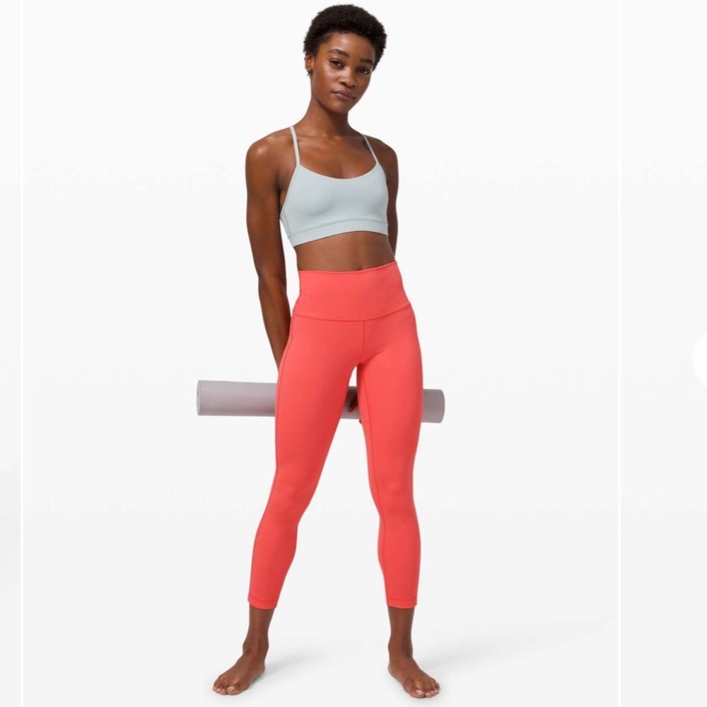 Lululemon Wunder Under High-Rise 7/8 Tight *Luxtreme 25"
Watermelon Red Size 10